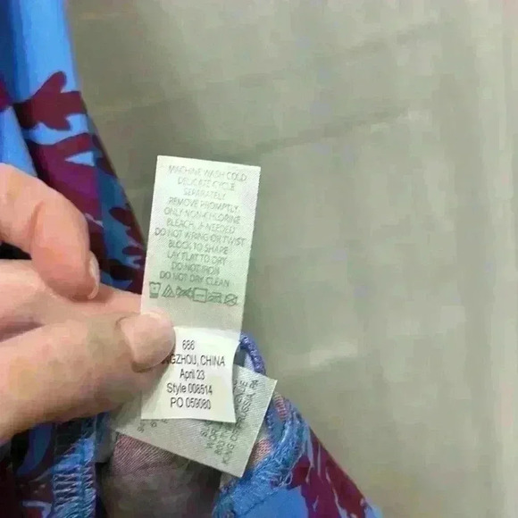 Lilly Pulitzer NWT Braedyn UPF 50+ Dress  Feel Like A Shellebrity Item# 9N - Picture 8 of 9